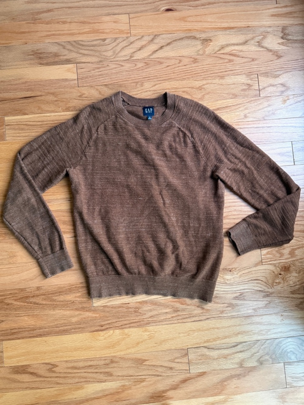 GAP Men's Chestnut Brown Crewneck Sweater